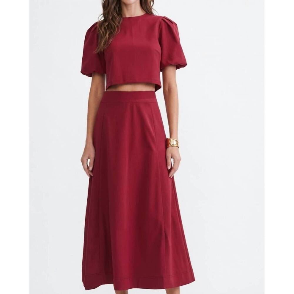 NEW TCEC suede skirt set in berry